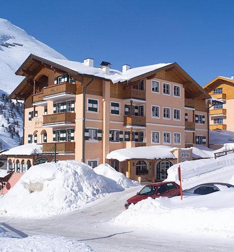 Landhaus St. Georg Aparthotel Obertauern Exteriör bild